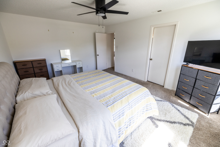 Listing Image 55