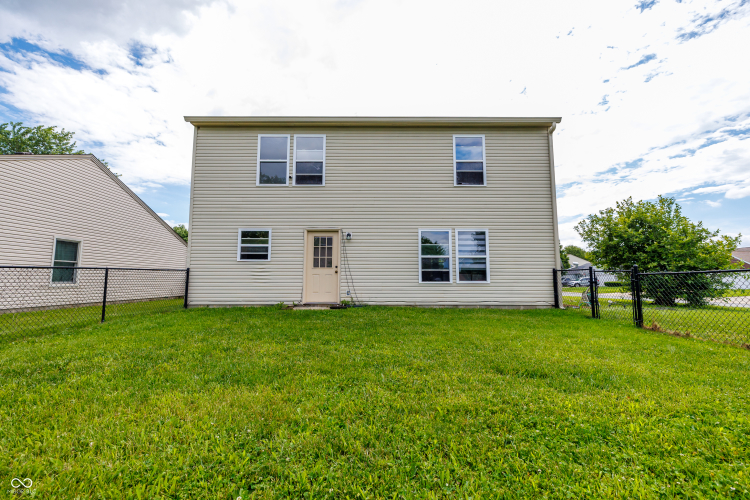 Listing Image 82