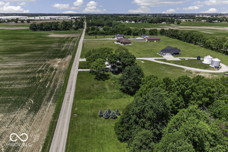 Listing Image 12