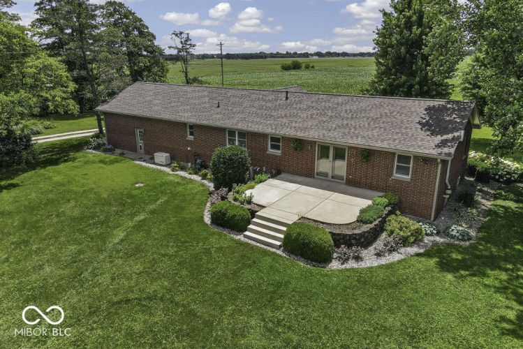 Listing Image 23