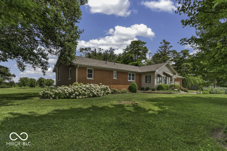 Listing Image 27