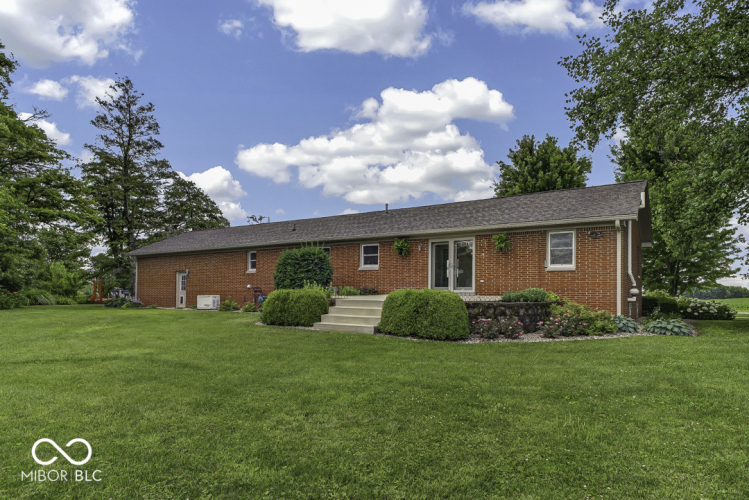 Listing Image 48