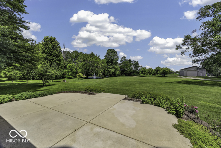 Listing Image 50