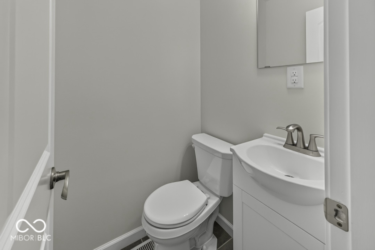 Listing Image 65