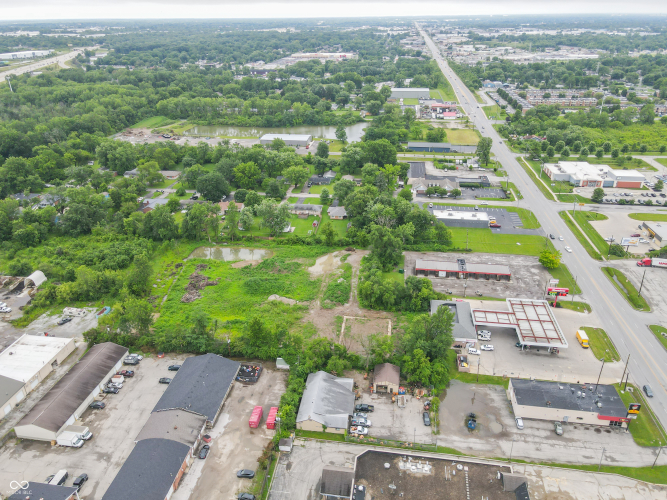 Listing Image 17