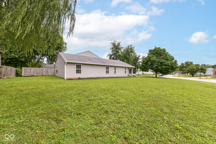 Listing Image 33