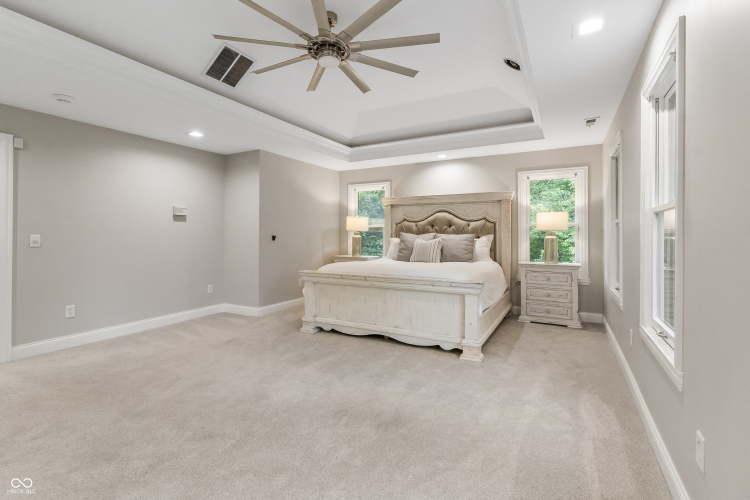 Listing Image 104