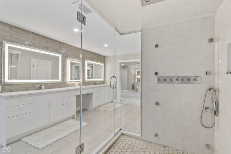 Listing Image 118