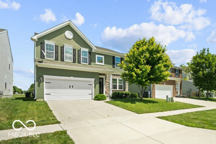 Listing Image 4