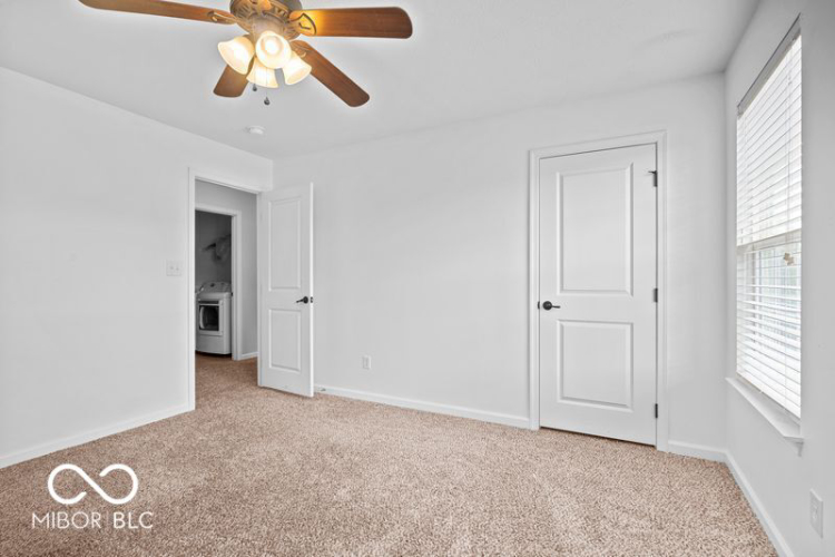 Listing Image 39