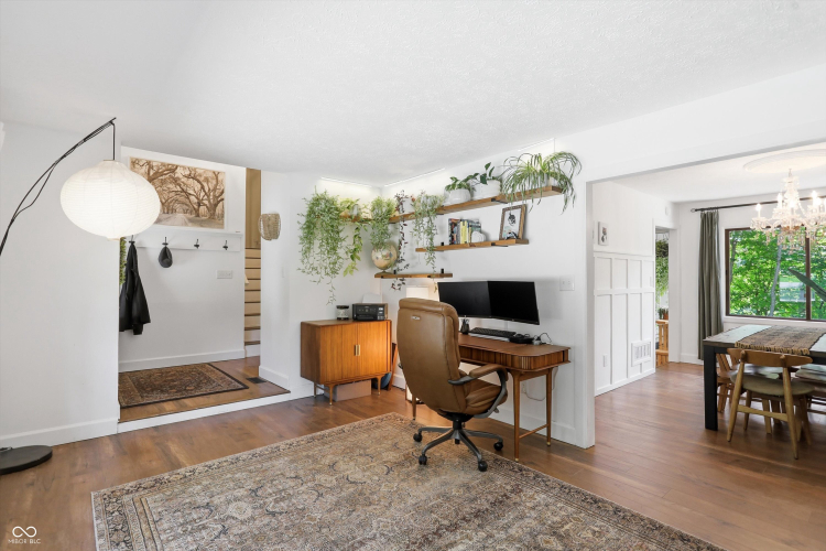 Listing Image 16