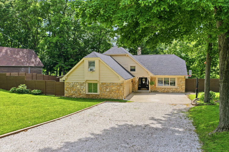 Listing Image 75