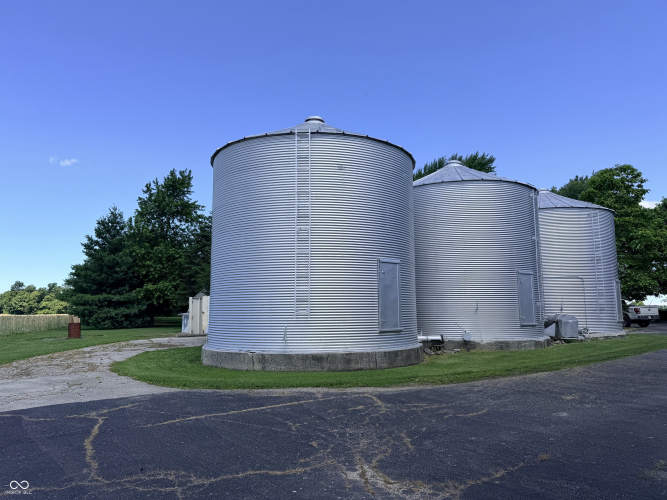 Listing Image 110