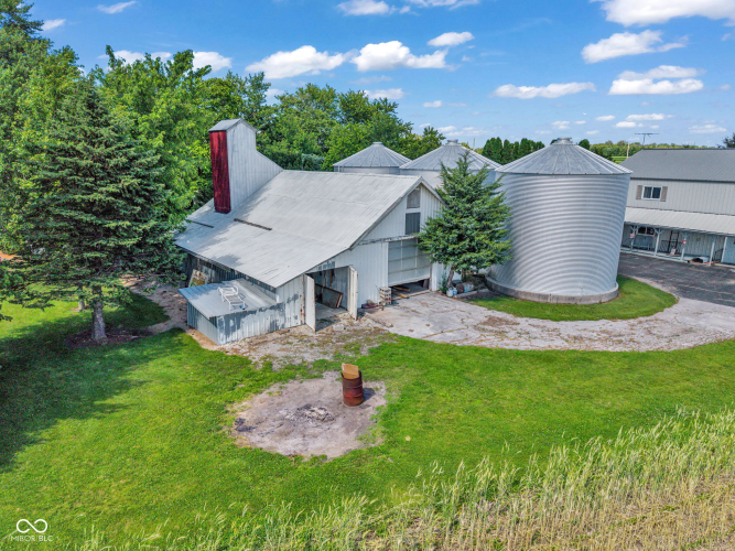 Listing Image 112