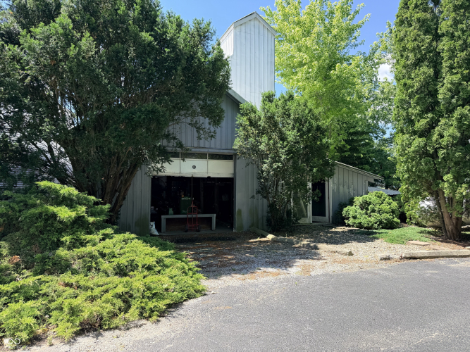 Listing Image 79