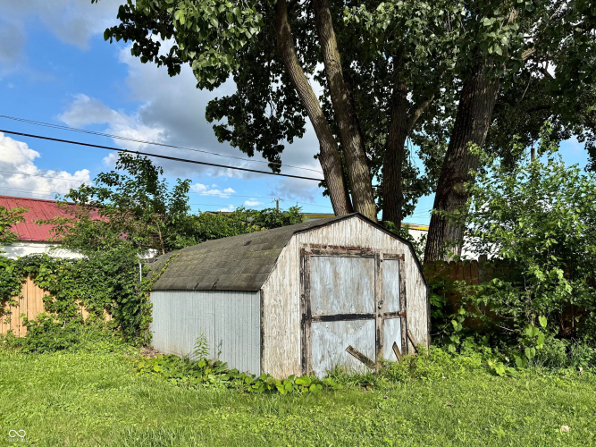 Listing Image 20