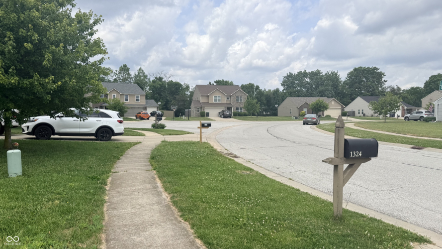 Listing Image 25