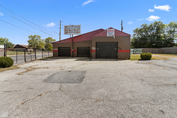 Listing Image 2