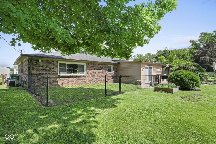 Listing Image 29