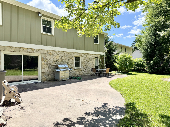 Listing Image 53
