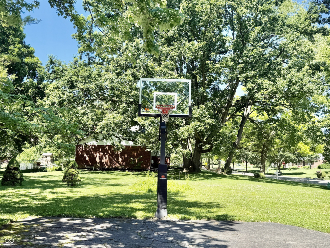 Listing Image 56