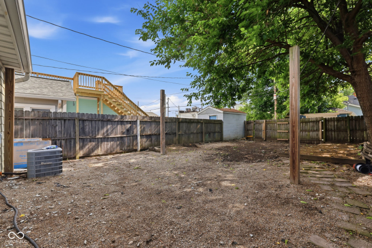 Listing Image 20