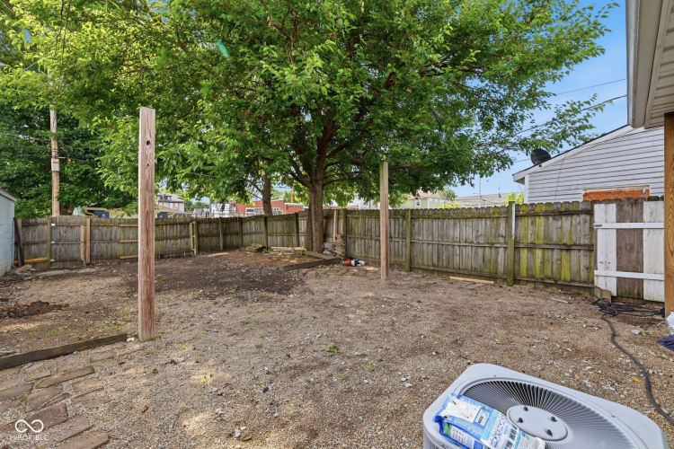 Listing Image 21