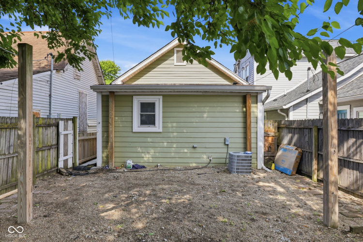 Listing Image 23