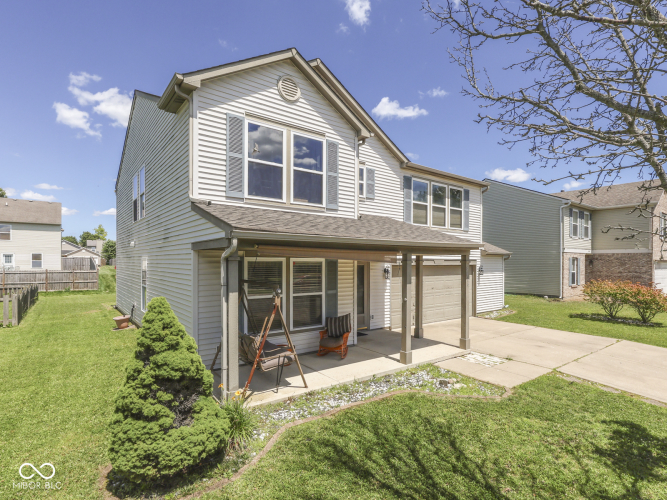 Listing Image 4