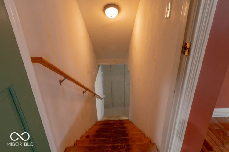 Listing Image 30