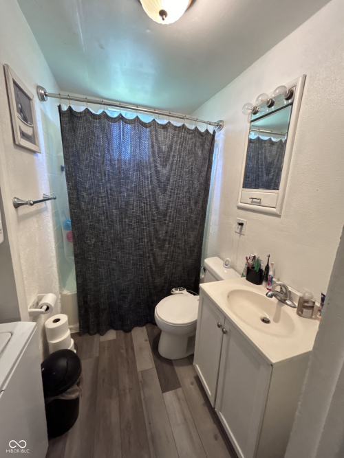 Listing Image 15