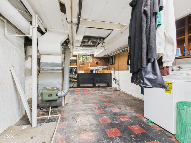 Listing Image 38