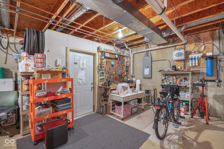 Listing Image 42