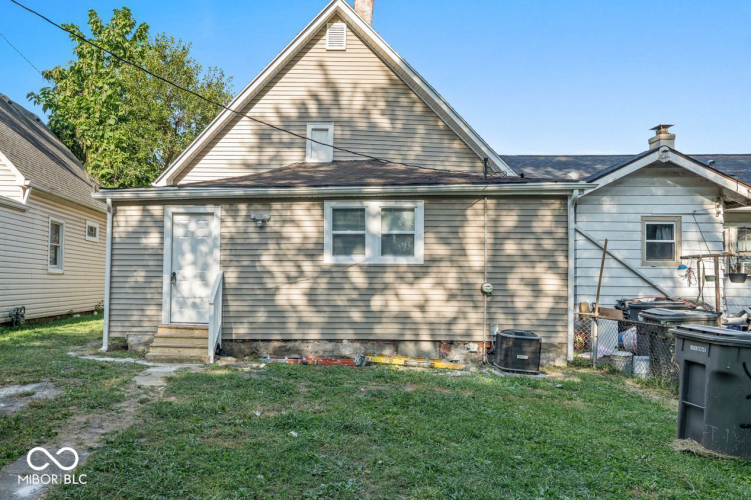Listing Image 6