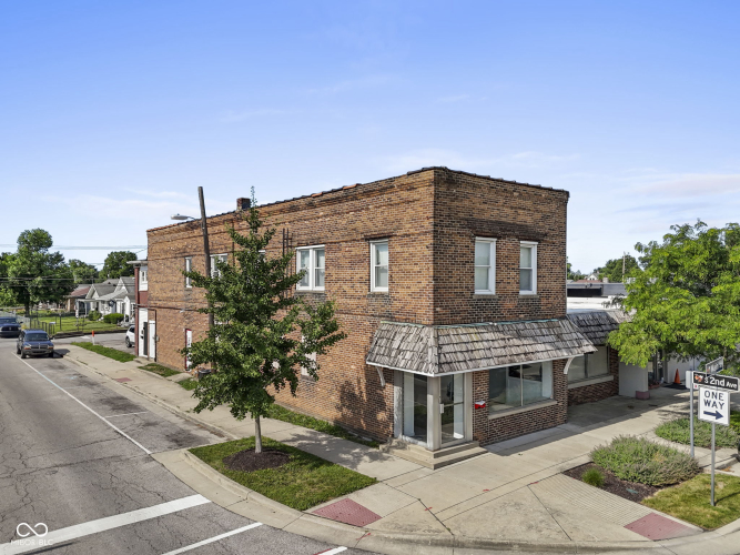 Listing Image 2