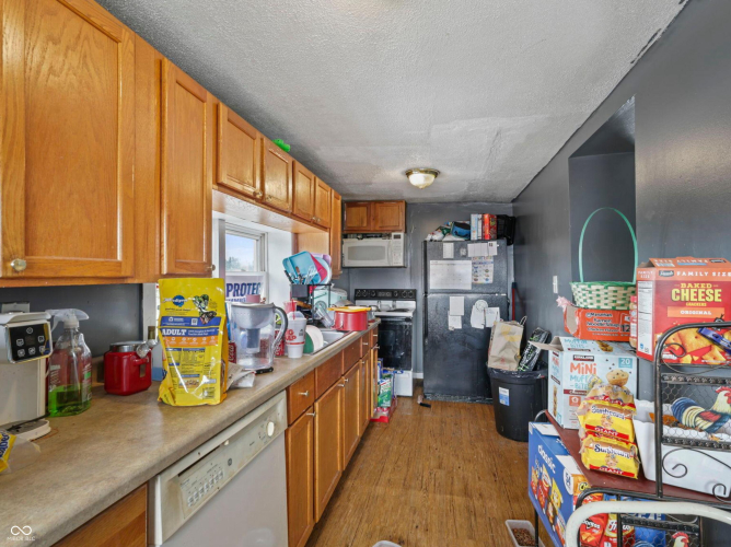Listing Image 41