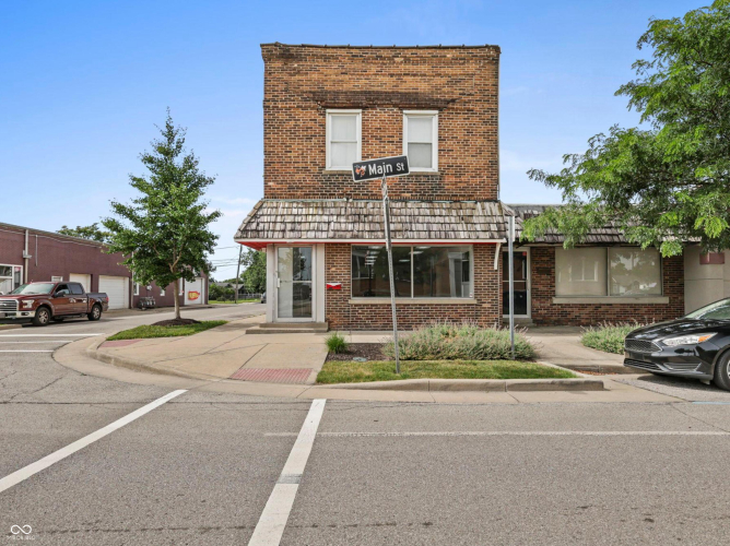 Listing Image 6