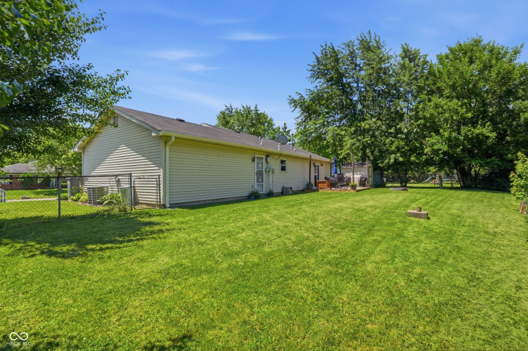 Listing Image 26