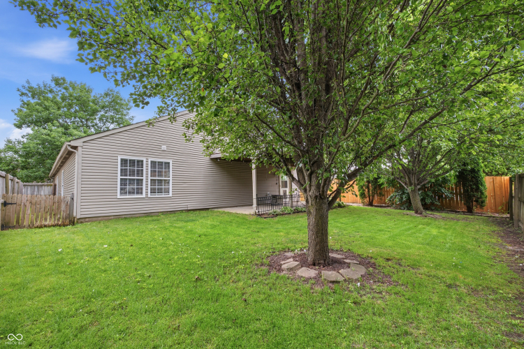 Listing Image 28