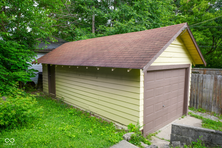 Listing Image 18
