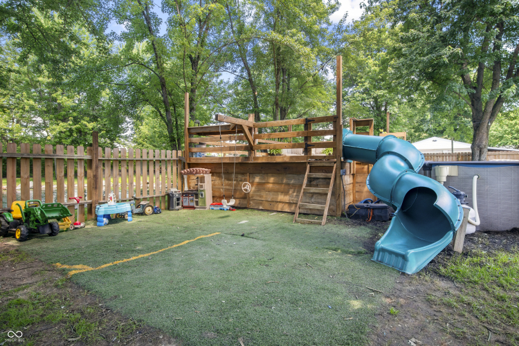 Listing Image 41
