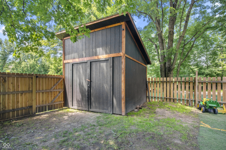 Listing Image 42