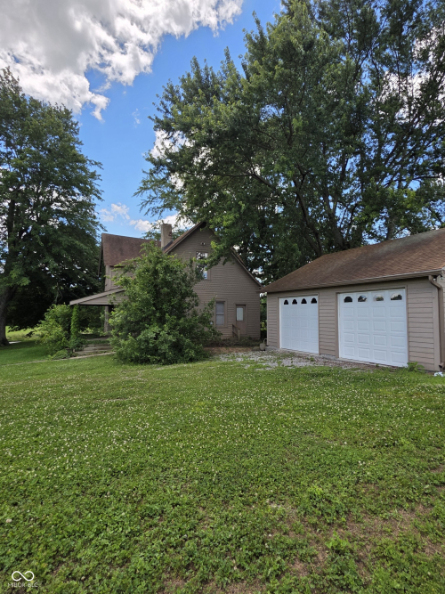 Listing Image 3