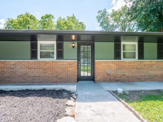 Listing Image 9