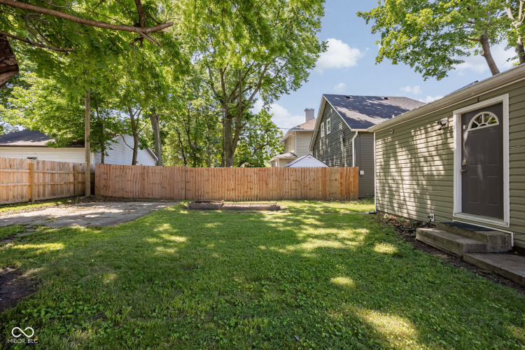 Listing Image 29