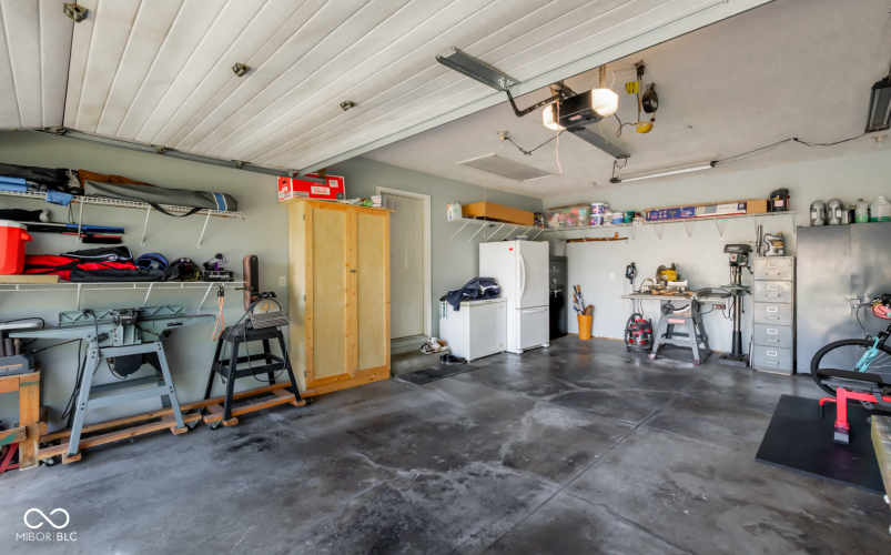 Listing Image 104