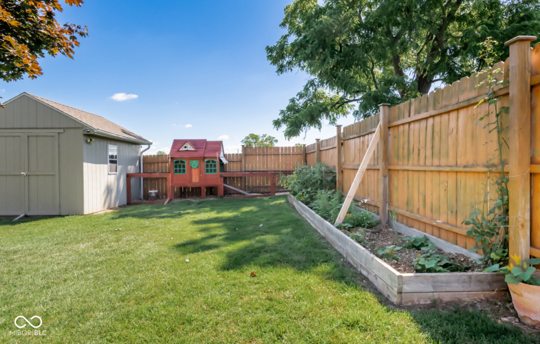 Listing Image 43