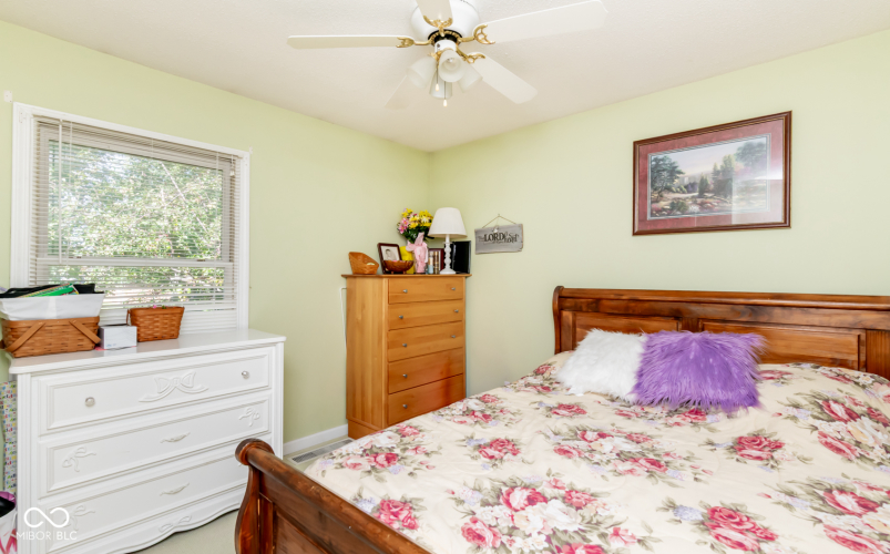 Listing Image 82