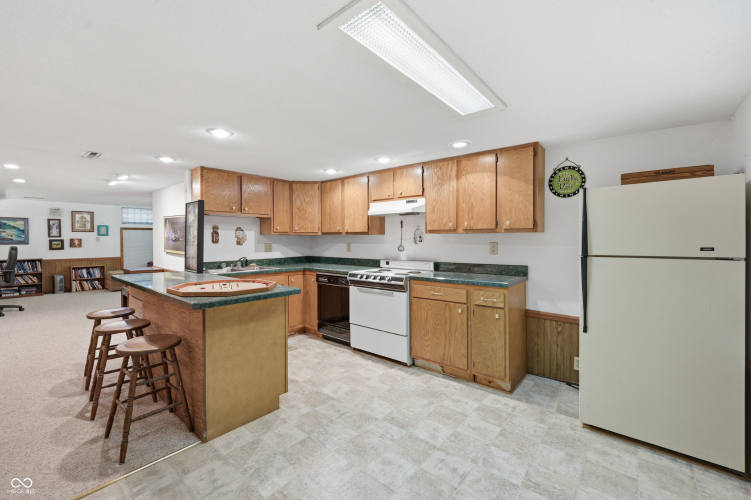 Listing Image 13