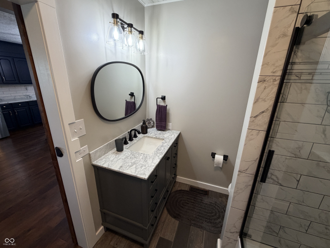 Listing Image 53